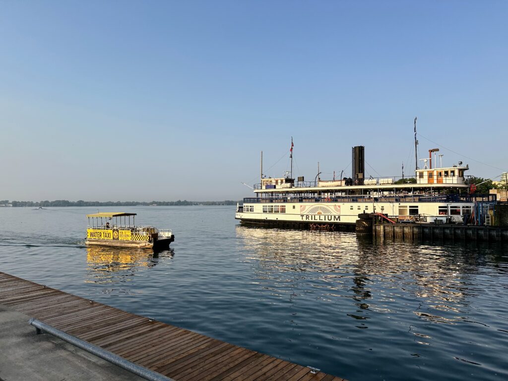 water taxi and Toronto Island Ferry